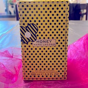 🐝BNIB MARC JACOBS HONEY 3.3 oz